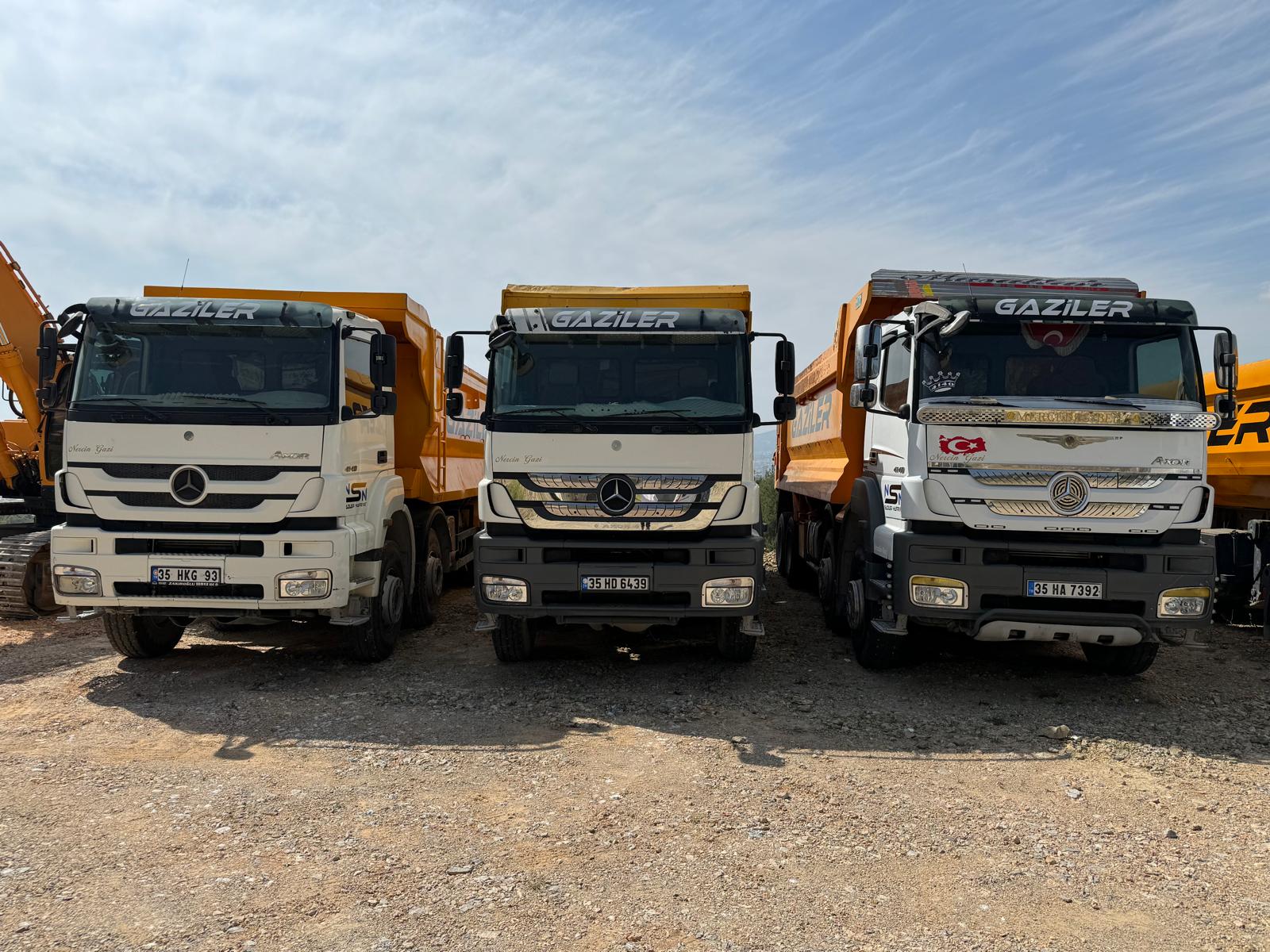 Nakliye Hizmetleri - Kamyon ile malzeme taşıma ve lojistik hizmeti